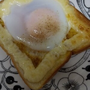 目玉焼きトースト④